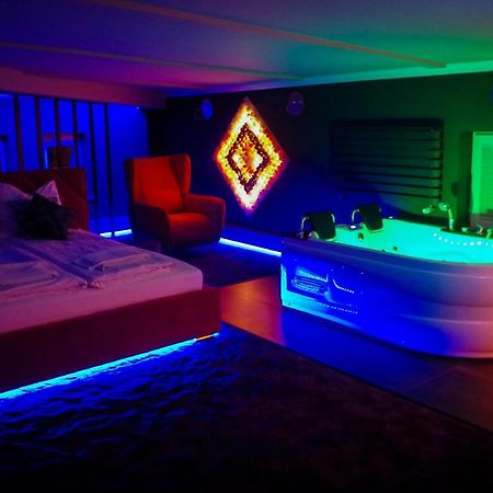 Exclusive Apartment Centrum ヴァドヴィツェ エクステリア 写真